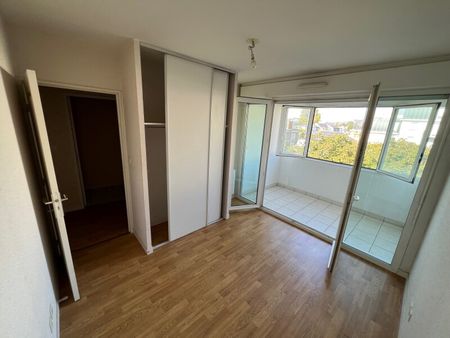 Location Appartement 2 pièces 41m² ORLEANS 45000 - Photo 3