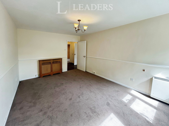 2 bedroom apartment to rent Unwin Road, Cheltenham, GL51 - Photo 1