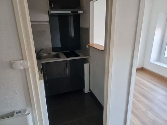 Location Appartement 1 pièce 22m² ORLEANS 45000 - Photo 1
