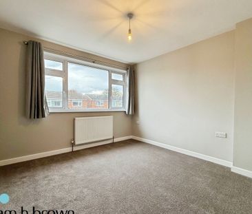 Mandy Close - Photo 4