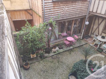 Location Appartement 4 pièces 110m² TROYES 10000 - Photo 3