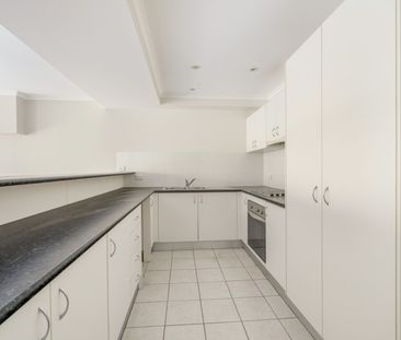 Resort-style Living - Close to Lighthouse Beach! - Photo 3