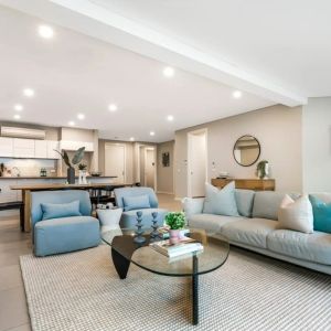 Contemporary Comfort in a Quiet South Yarra Pocket! - Photo 2