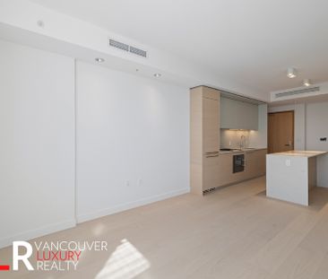 Condo in Downtown Vancouver, BC - Photo 2