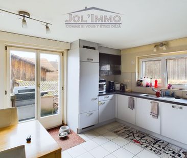 Appartement de 4,5 pièces au 1er avec entrée séparée - Foto 4
