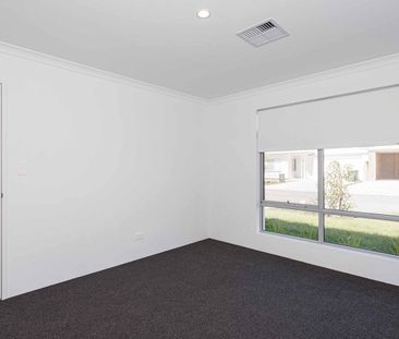 Welcome Home! - Photo 2