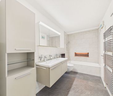 Newly renovated 6.5-room triplex duplex apartment in Wallisellen, c... - Photo 5