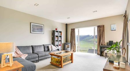 Beautiful home on the hill - Photo 5