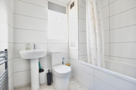 5 bedroom terraced house to rent - Photo 2