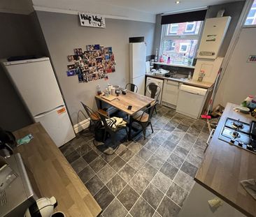 Queens Road, Hyde Park, LS6 1HU, Leeds - Photo 5