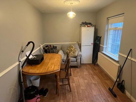 2 Victoria Gardens, Lurgan, Craigavon, BT67 9AZ - Photo 3