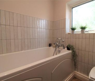 2 bedroom end of terrace house to rent - Photo 6