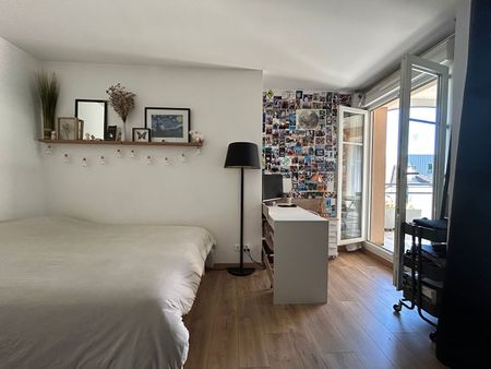 Location Appartement 4 pièces 82m² - Photo 3