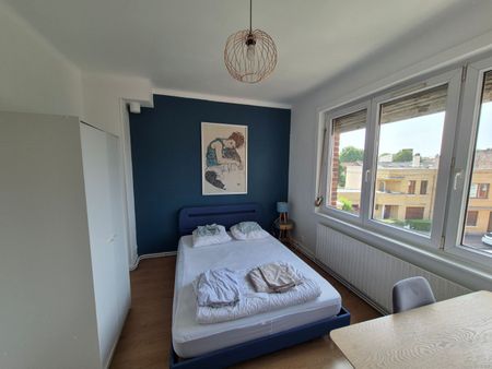 Location Appartement 1 pièce 12m² LILLE 59260 - Photo 4