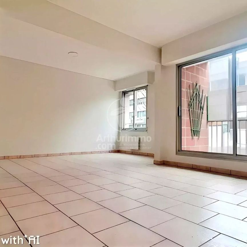 Location Appartement 4 pièces 81 m2 à Rouen - Photo 1