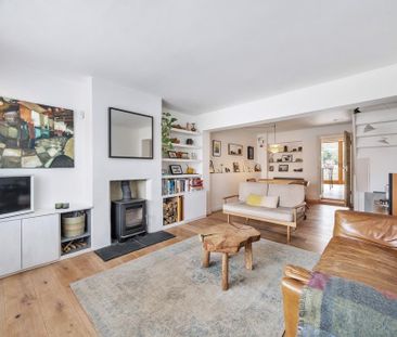 3 bedroom terraced house to rent - Photo 4