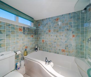 2 bedroom flat to rent - Photo 6