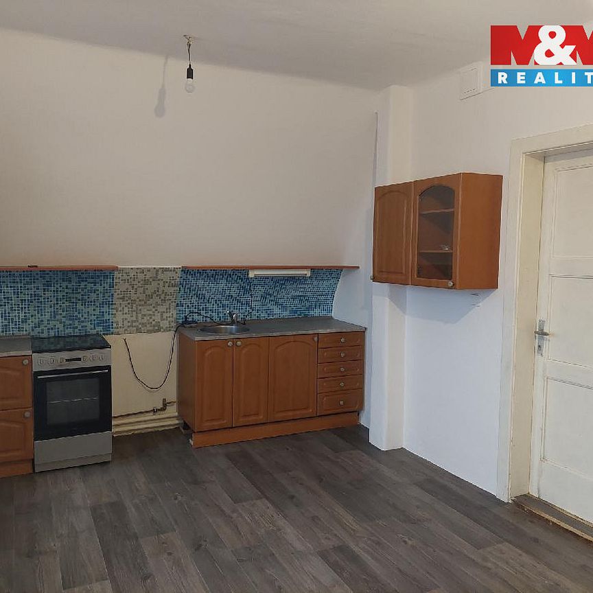 Pronájem bytu 3+1 106 m² - Photo 1