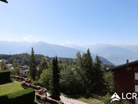 2,5 pièces avec une magnifique vue - Piscine intérieure - Photo 3