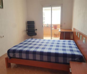 Piso de alquiler en Calle Fernando el Católico, 22, Benetússer - Photo 2