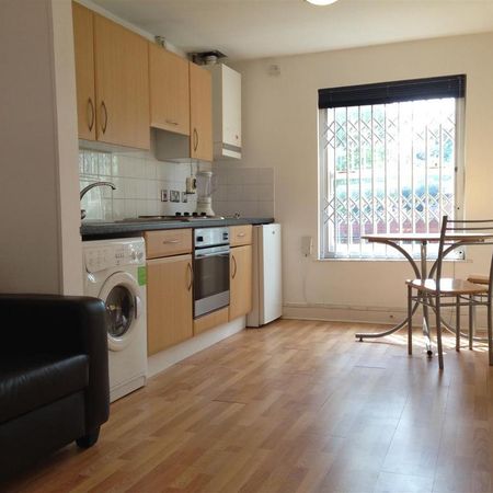 1 bedroom apartment to rent - Photo 3