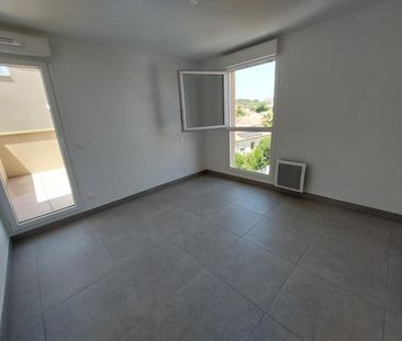 location Appartement T3 DE 54.33m² À NIMES - Photo 5