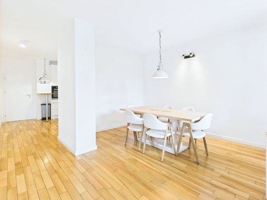 Rozwiń skrzydła z biznesem na Osiedlu Ptasim! 102.04 m² - Photo 1