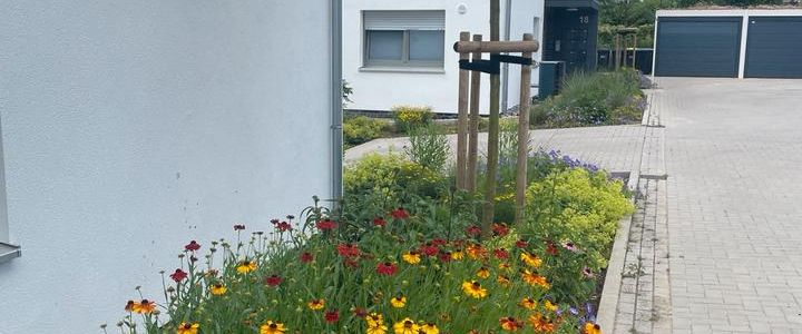 Moderne 2 Zimmerwohnung mit großzügiger Terrasse, Garten, Garage - Foto 1