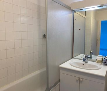 Location Appartement 2 pièces 40m² TOURS 37200 - Photo 5
