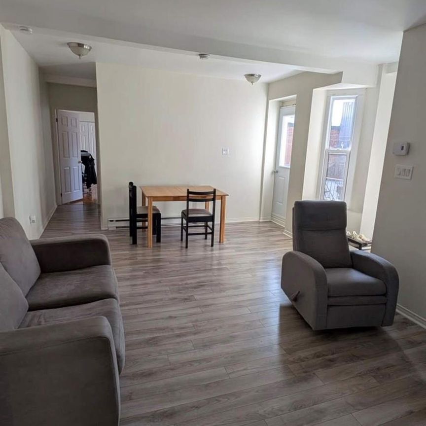 2 CH - 1 SDB - Québec - $1,294 /mo - Photo 1