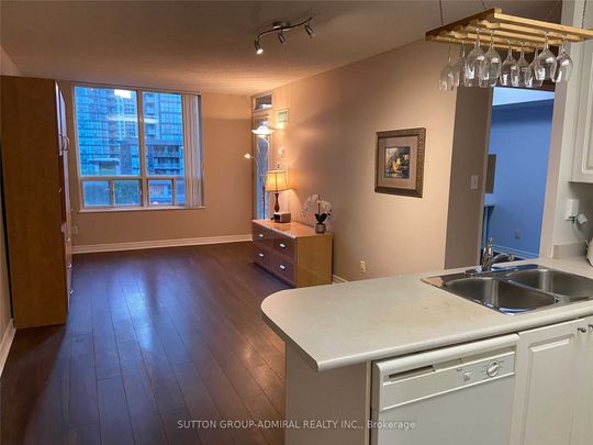 For Lease - 28 Empress Avenue Unit# 817, Toronto, Ontario - Photo 1