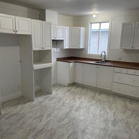 Super 4 1/2 haut d'un duplex fraichement rénové, Shawinigan-Sud - Photo 1