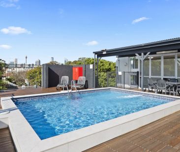 Studio apartment with balcony and parking - Photo 3