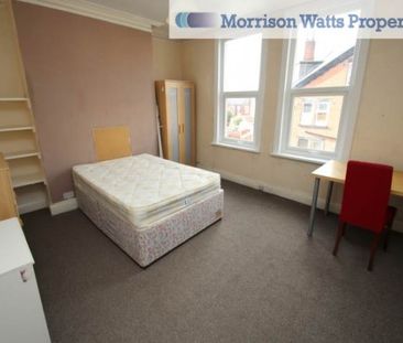 6 Bed - Queens Road, Hyde Park, Leeds - Photo 2