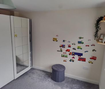 1 bedroom in a house share to rent - Photo 3