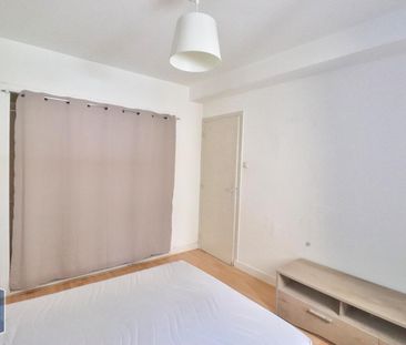 Location Appartement 2 pièces 39m² ST ETIENNE 42000 - Photo 4