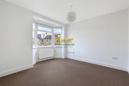 3 bedroom maisonette to rent - Photo 3