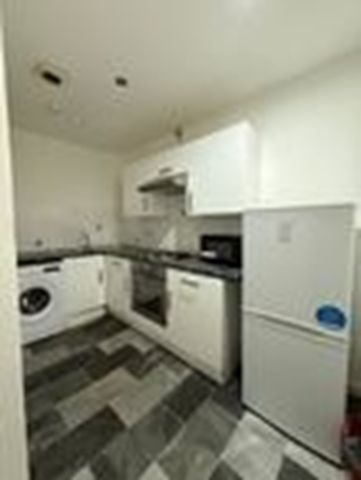 3 Bed Flat, Roslea Drive, G31 - Photo 5