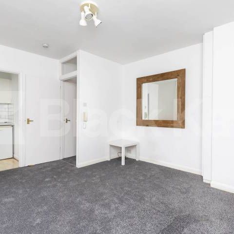 Well-Presented Studio Moments from Little Venice, W9 - Photo 1