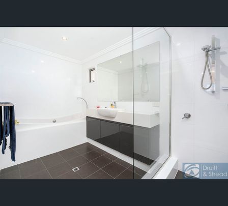 6 Kessell Court, Mount Lawley, WA 6050 - Photo 1