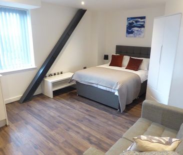 Studio to rent - Photo 1