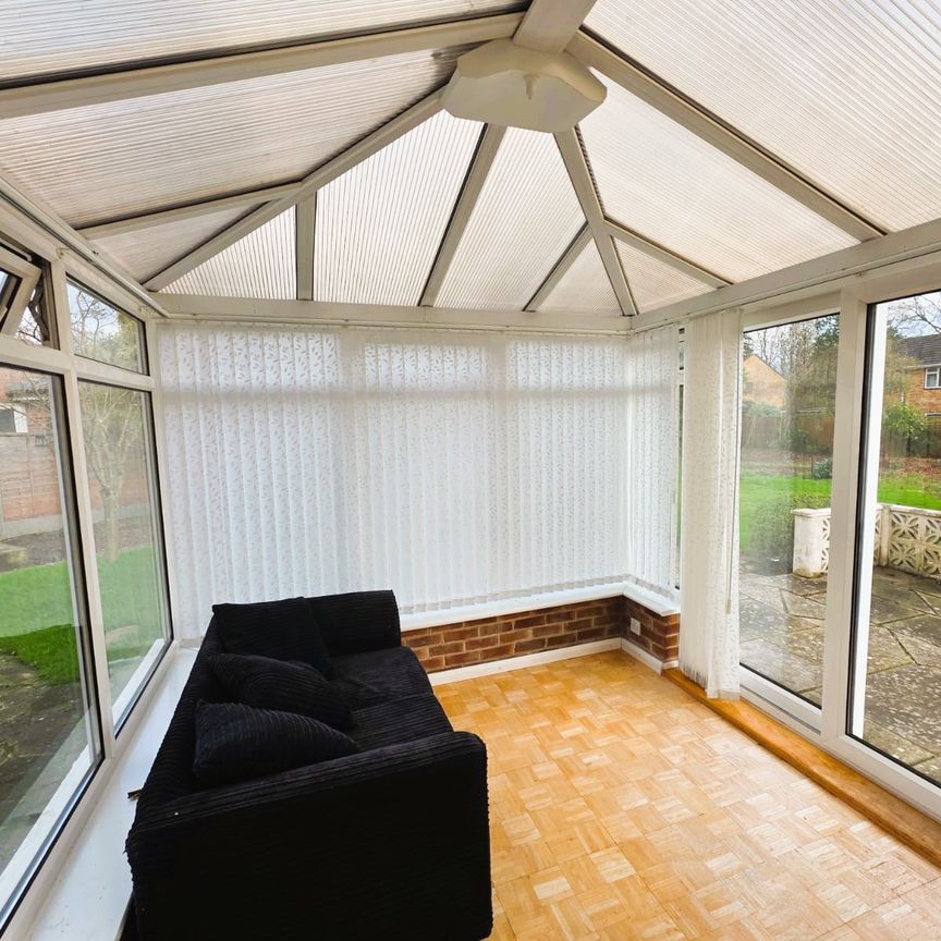 The Horseshoe, HP3 8QT, Hemel Hempstead - Photo 1