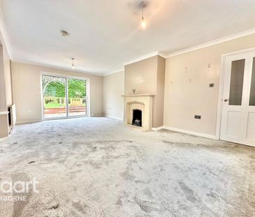 4 bedroom detached house to rent - Photo 1