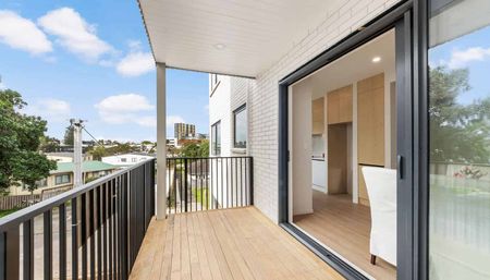 Modern Living in New Lynn: 2 Bed, 2 Bath - Photo 4