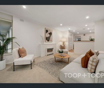 Comfortable & Convenient Unit Right on the Beach! - Photo 1