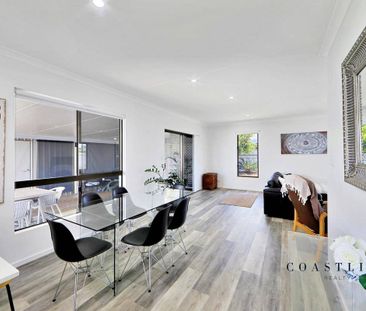 BREAK LEASE: 3 bedroom home located near central Bargara! - Photo 1