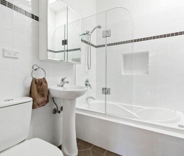 Three (3) Bedroom Solid House - Hurstville - Photo 4