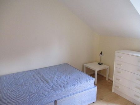 Great Apartment, 36b University Avenue, Queens Quarter, Belfast, BT7 1GY - Photo 5