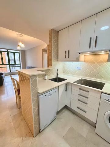 Carrer de Santa Teresa, Valencia, Valencian Community 46001 - Photo 2