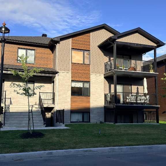 **Appartements 5 et demi, dans le magnifique quartier Domaine sur le Vert, La Providence!** - Photo 1